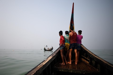 Rohingya refugees fish in troubled waters