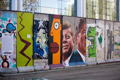 The Berlin Wall around the world