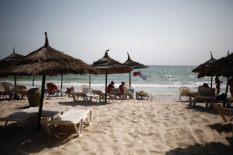 After Islamist attacks, Tunisia's tourism struggles