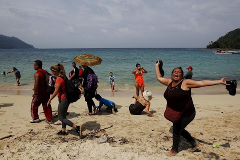 Cuban migrants' American dream in peril