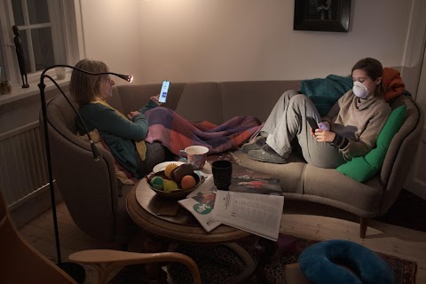 Quarantine millennials face bedtimes and old rules as they move home