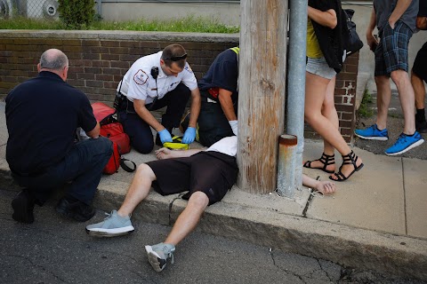 Boston-area paramedics on front lines of U.S. opioid crisis
