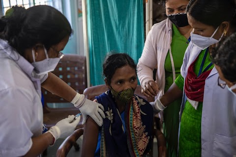 The 1,700km journey to deliver coronavirus vaccine to India’s rural health workers