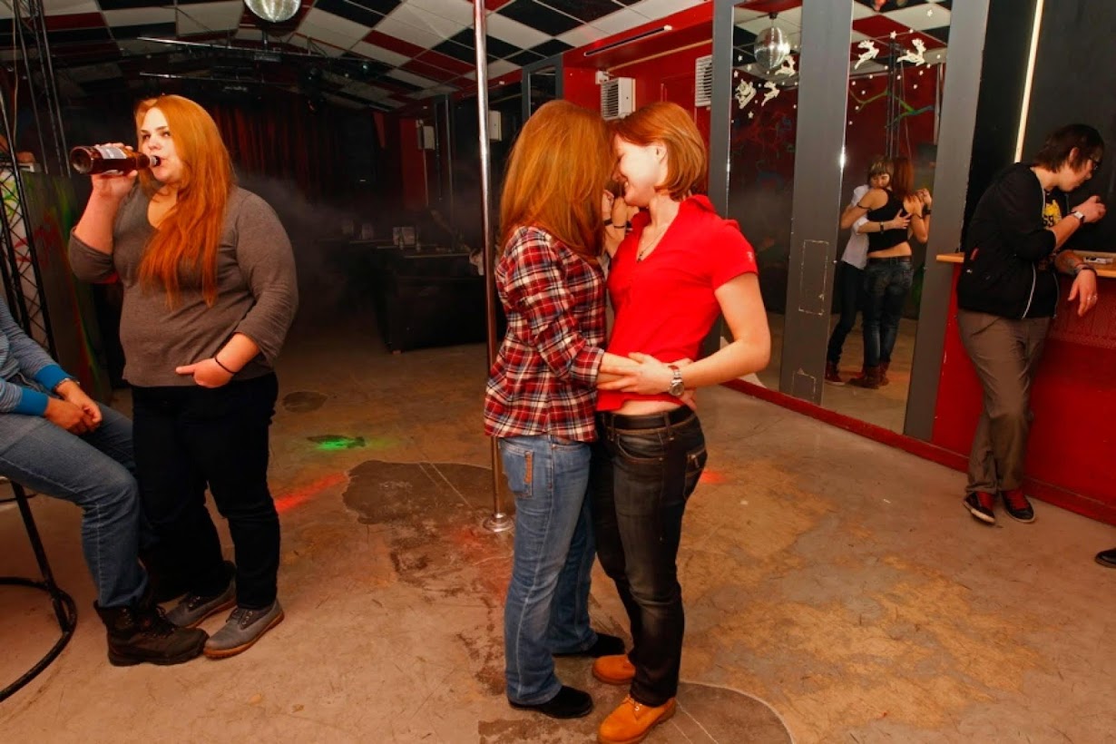 лесби клубы москвы отзывы фото 85